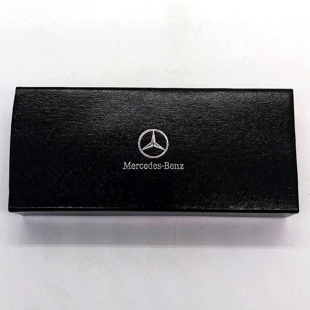 NIB Authentic Mercedes Benz Vintage Keychain Wheel Valet Fob SL Class in Nickel - Picture 6 of 7